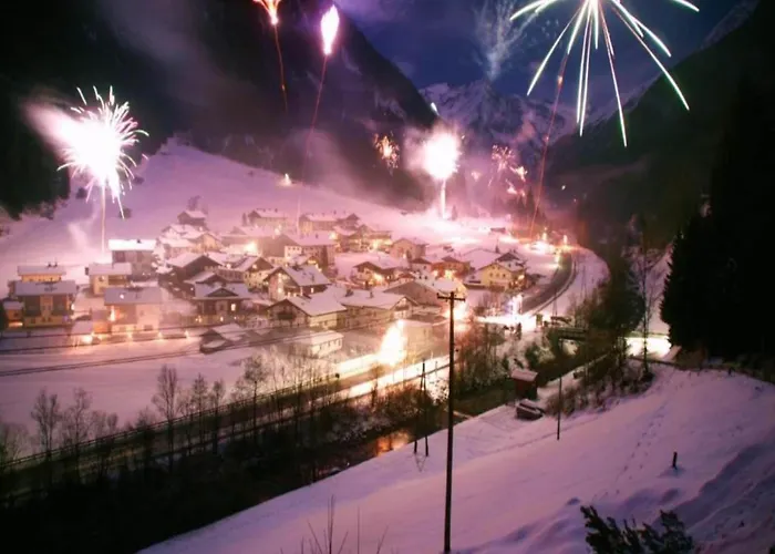 In Neustift Near Stubai Glacier * 施图拜河谷新施蒂夫特